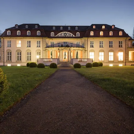 Schloss מלון 4*
