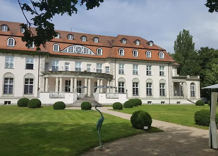 Schloss 4*